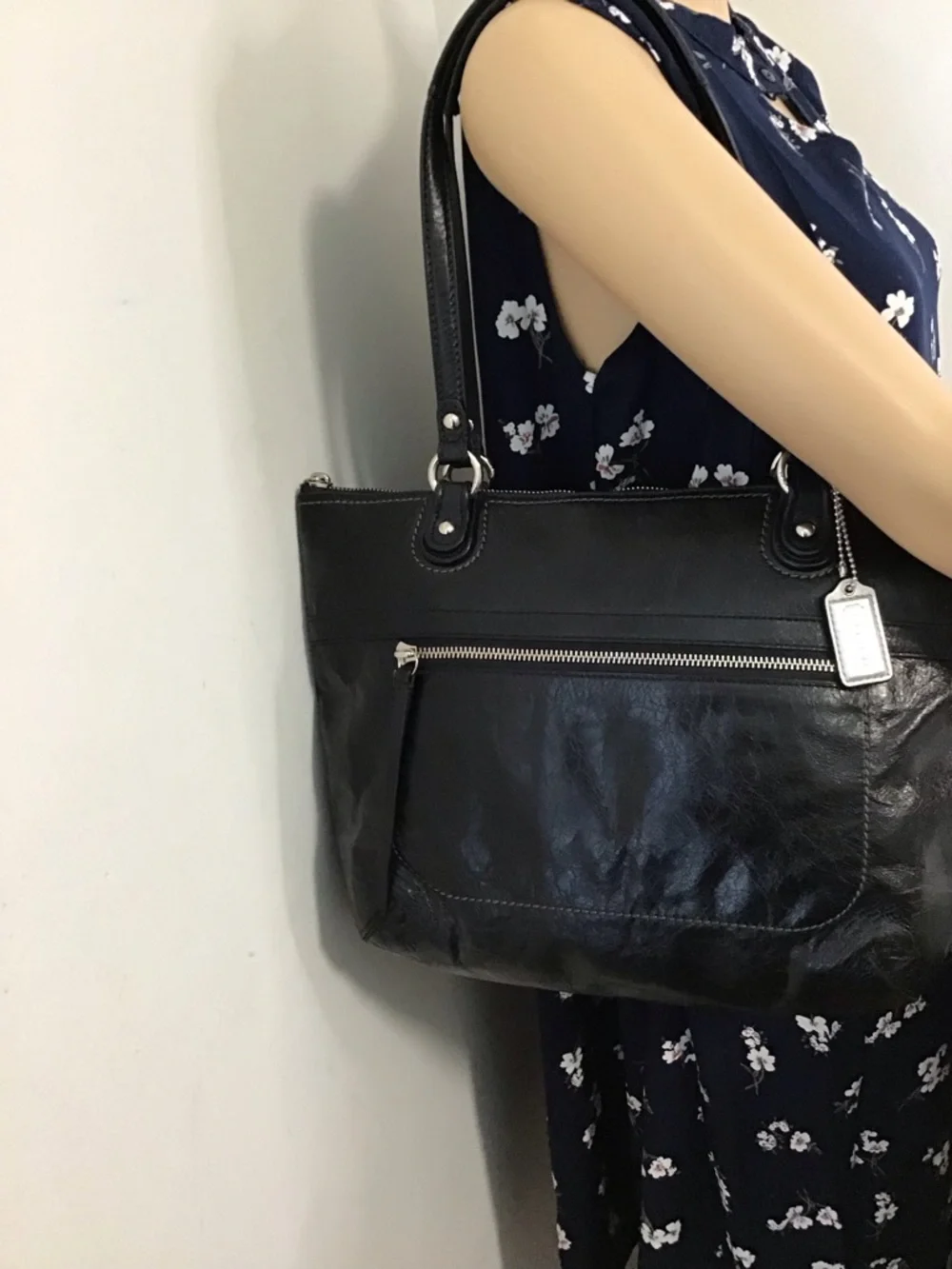 COACH LG POPPY  Black Distressed Look LEATHER Tote Shoulder